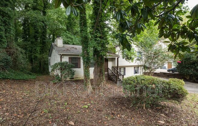 3038 COURTNEY DR