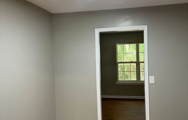 PRE-LEASING: Spacious 3BR/2.5BA Townhome | New Flooring | Near Stone Mountain Park