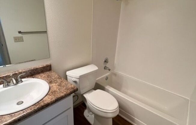 2 beds, 2 baths, 1,030 sqft, $1,795, Unit 532