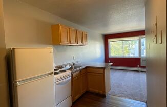 Studio, 1 bath, $950, Unit 2747214