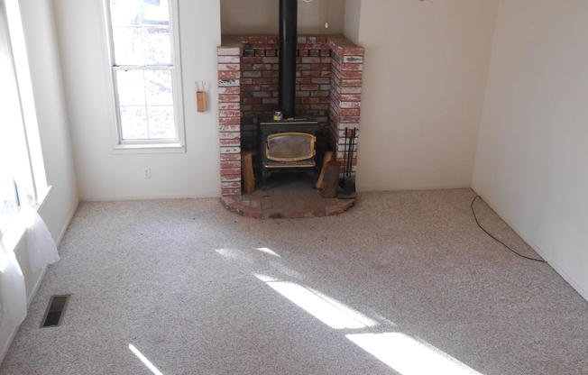 $1,000 MOVE IN SPECIAL OFF FIRST MONTHS RENT.
