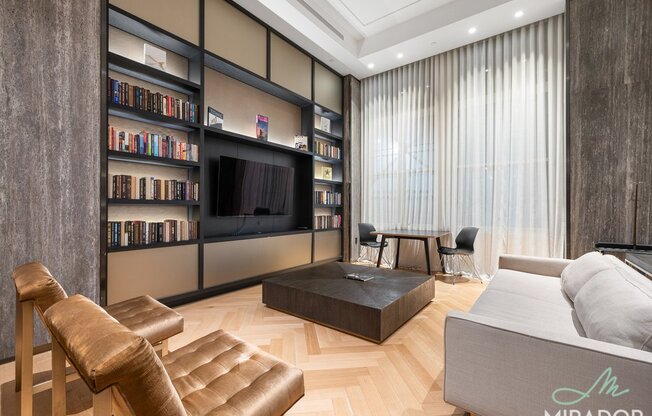 Studio, 1 bath, $3,600, Unit 16J