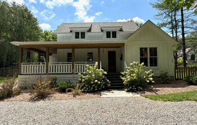 Weaverville - Stunning Custom Build!