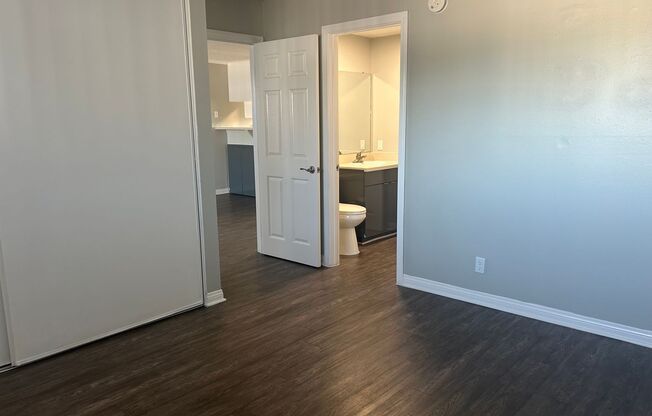 2 beds, 1.5 baths, 866 sqft, $2,695, Unit 801F7