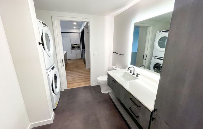 1 bed, 1 bath, 708 sqft, $3,295, Unit 406