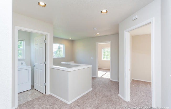 3 beds, 2.5 baths, $2,550