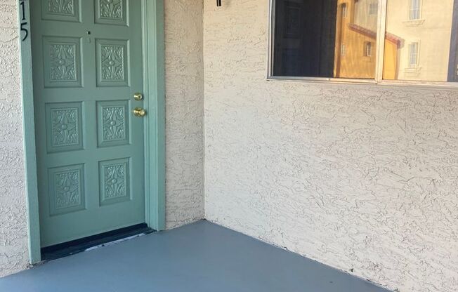 1 bed, 1 bath, 565 sqft, $999, Unit 215