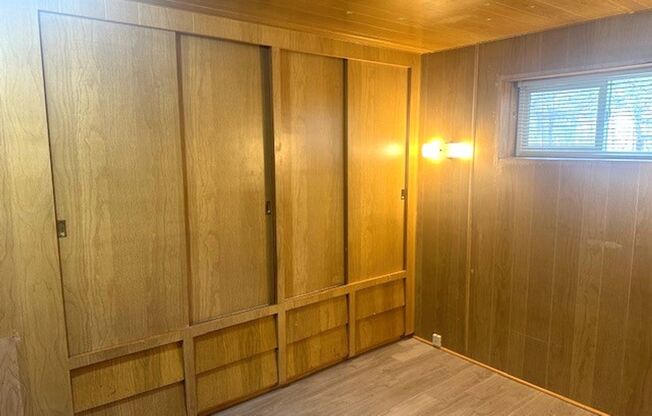 2 bedroom single wide with garage in Elko