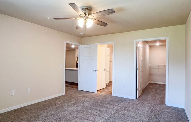 2 beds, 2 baths, 1,295 sqft, $1,860