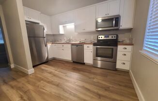 2 beds, 1 bath, 850 sqft, $1,250, Unit 106