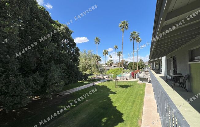 ***MOVE IN SPECIAL***UTILS INCLUDED : ONE BEDROOM UPSTAIRS CONDO