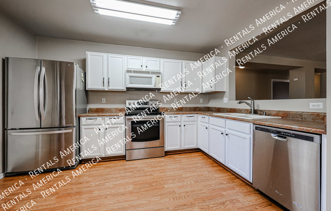 9404 W TERRI LEE DR