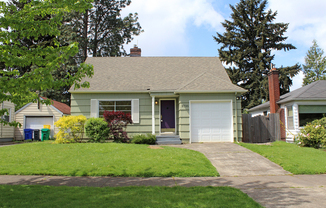 Light and Airy, Carpet Free, 3 Bed Home, Impeccably Maintained in Convenient, Close-in Location!