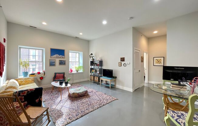 1101 Frankford - Residential