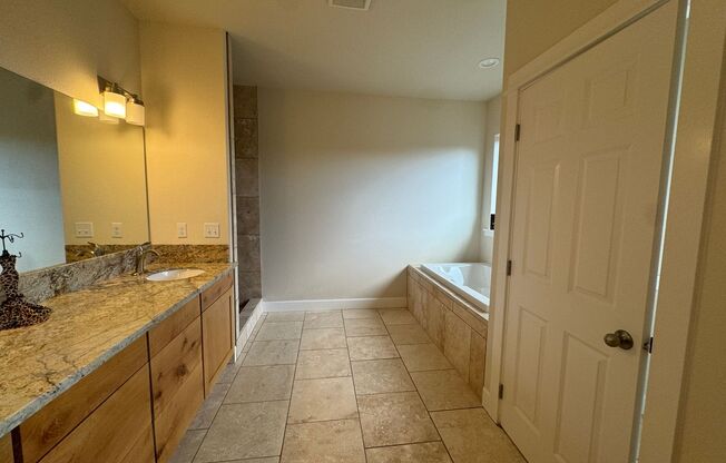 3 beds, 2 baths, $2,800