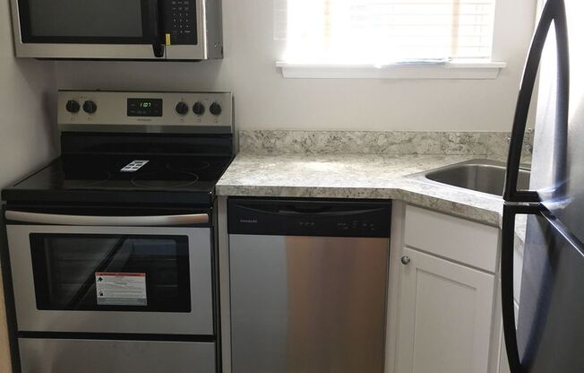 1 bed, 1 bath, $1,495, Unit 303