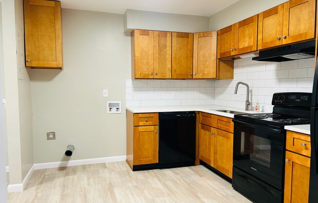 2 beds, 1.5 baths, 1,200 sqft, $1,350, Unit 513 Toombs St Unit 06