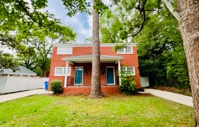 2 Bedroom, 2 Bath within Walking Distance to Starbucks and Basecamp Fitness - Available August 2025!