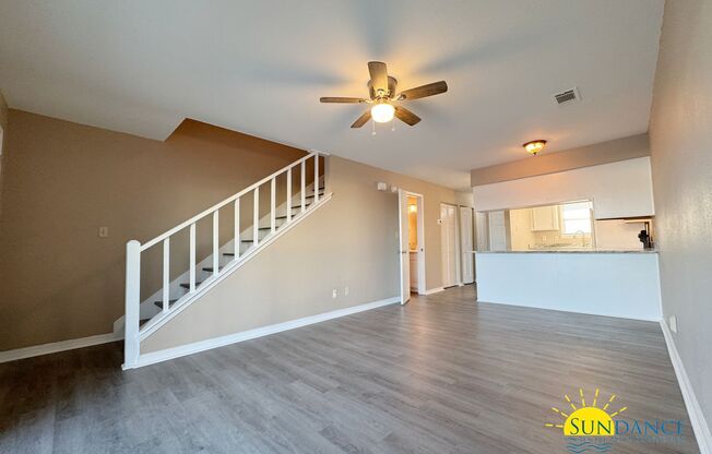 Lovely 2 Bedroom Waterfront Condo!