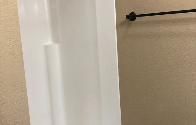 2 beds, 2 baths, 900 sqft, $2,800, Unit 416