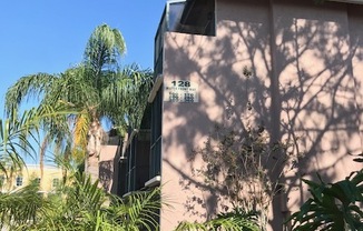 RENT BY MAY 15th and RECEIVE 2 WEEKS OFF YOUR FIRST MONTH'S RENT!!! 2 Bed 2 Bath Condo For Rent in Altamonte Springs!