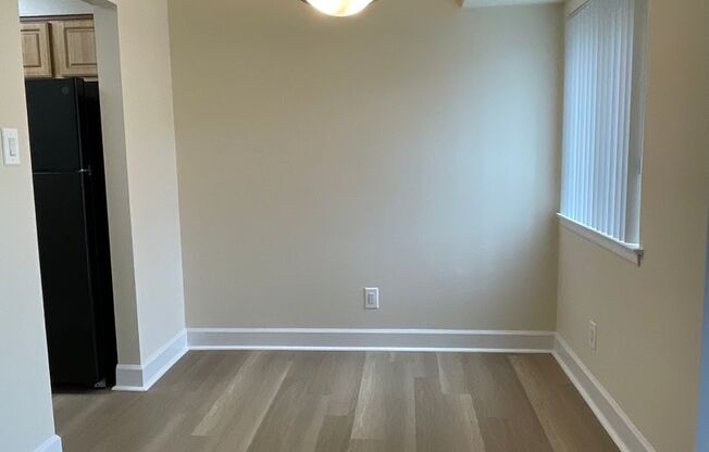 3 beds, 2 baths, 1,152 sqft, $2,350, Unit 14225 #103