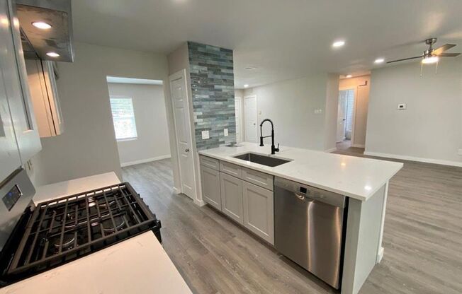 3 beds, 2 baths, $2,150