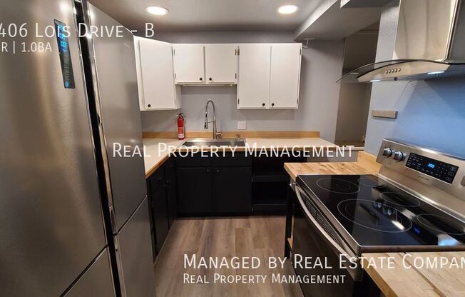 3406 LOIS DR