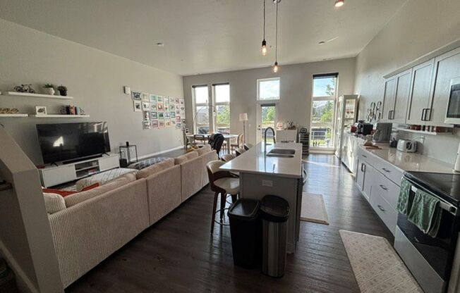4 beds, 3 baths, 2,150 sqft, $2,500, Unit 103