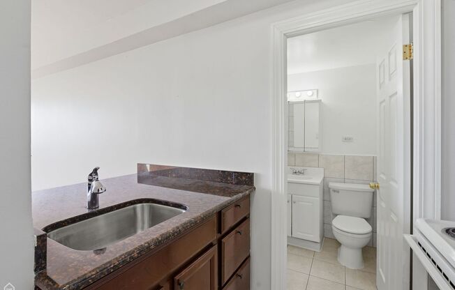 Studio, 1 bath, 650 sqft, $1,625, Unit 418-1206