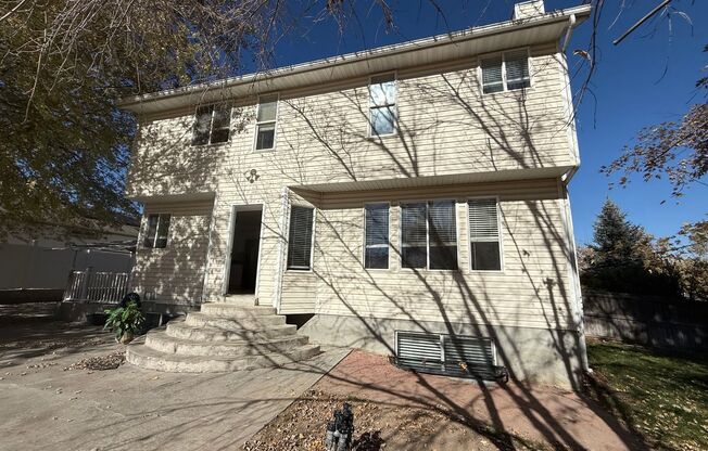 Beautifully Updated Home in South Jordan!