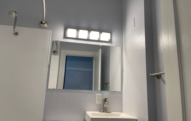 Studio, 1 bath, 240 sqft, $1,255, Unit 102