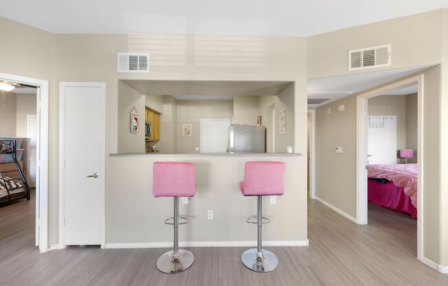 2 beds, 2 baths, $1,700, Unit # 1711