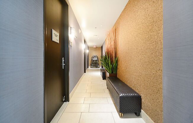 2 beds, 2 baths, $2,350, Unit # 1004