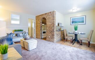 Willow Lake Apartments