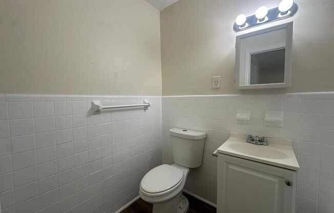 1 bed, 1 bath, $1,625, Unit 9