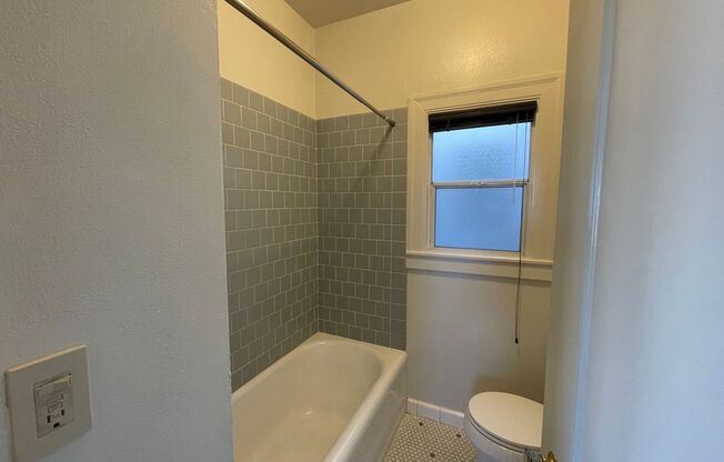 Studio, 1 bath, 462 sqft, $1,695, Unit 304 (Onsite Manager)