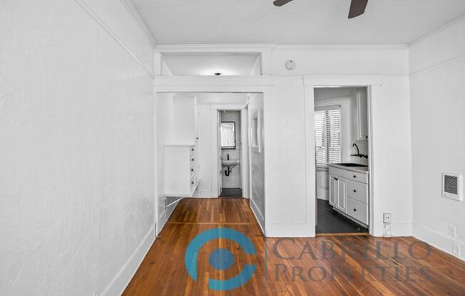 Casa Blanca Apartments