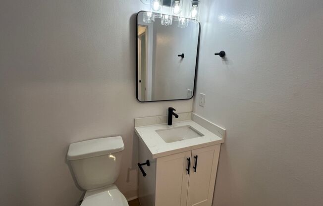 1 bed, 1 bath, 695 sqft, $1,698, Unit 103