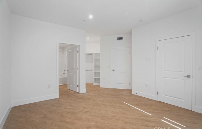 2 beds, 2 baths, 1,122 sqft, $2,417, Unit 509