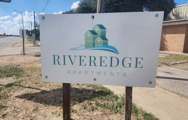 Riveredge Apartments