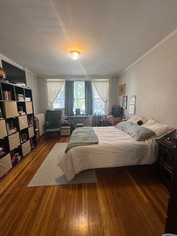 98 STRATHMORE RD