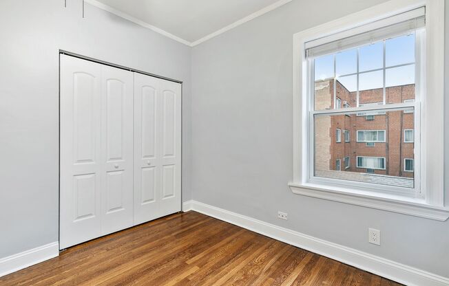 2 beds, 1 bath, 569 sqft, $2,300, Unit 6116-3E