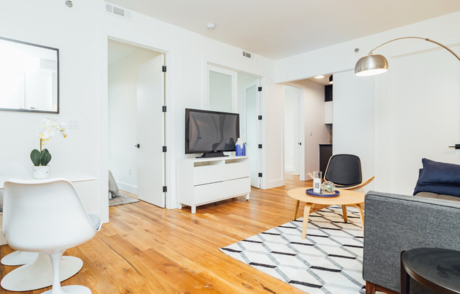 492 LEFFERTS AVE
