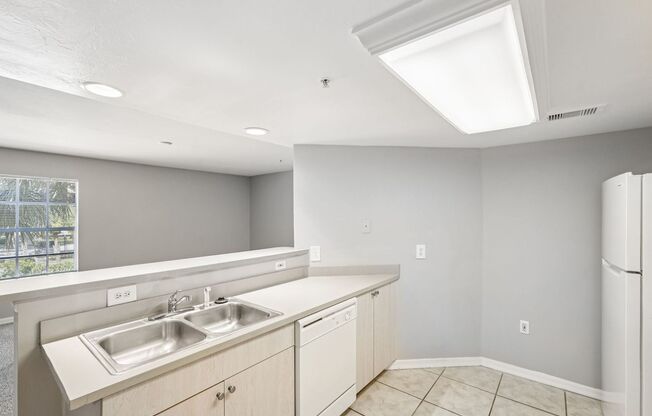 2 beds, 2 baths, 1,001 sqft, $1,450, Unit 0536