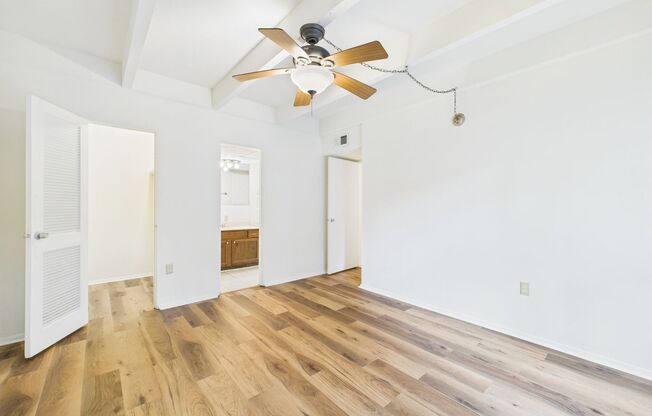 1008 South College Road  Unit 113