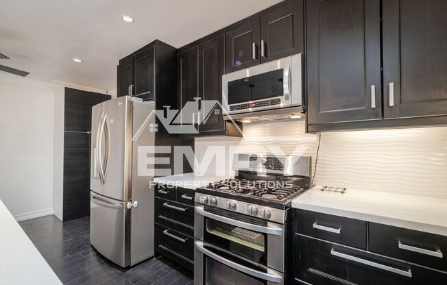 Primary Home and ADU for rent Division St Los Angeles Amazing Deal!!!