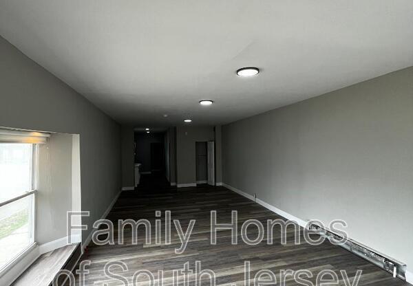 242 N BROADWAY