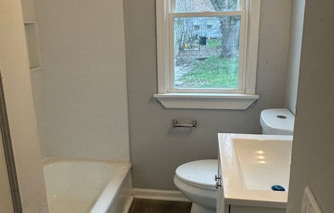 4bd Single Maple Section 8
