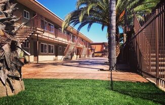 Woodlawn Apartments